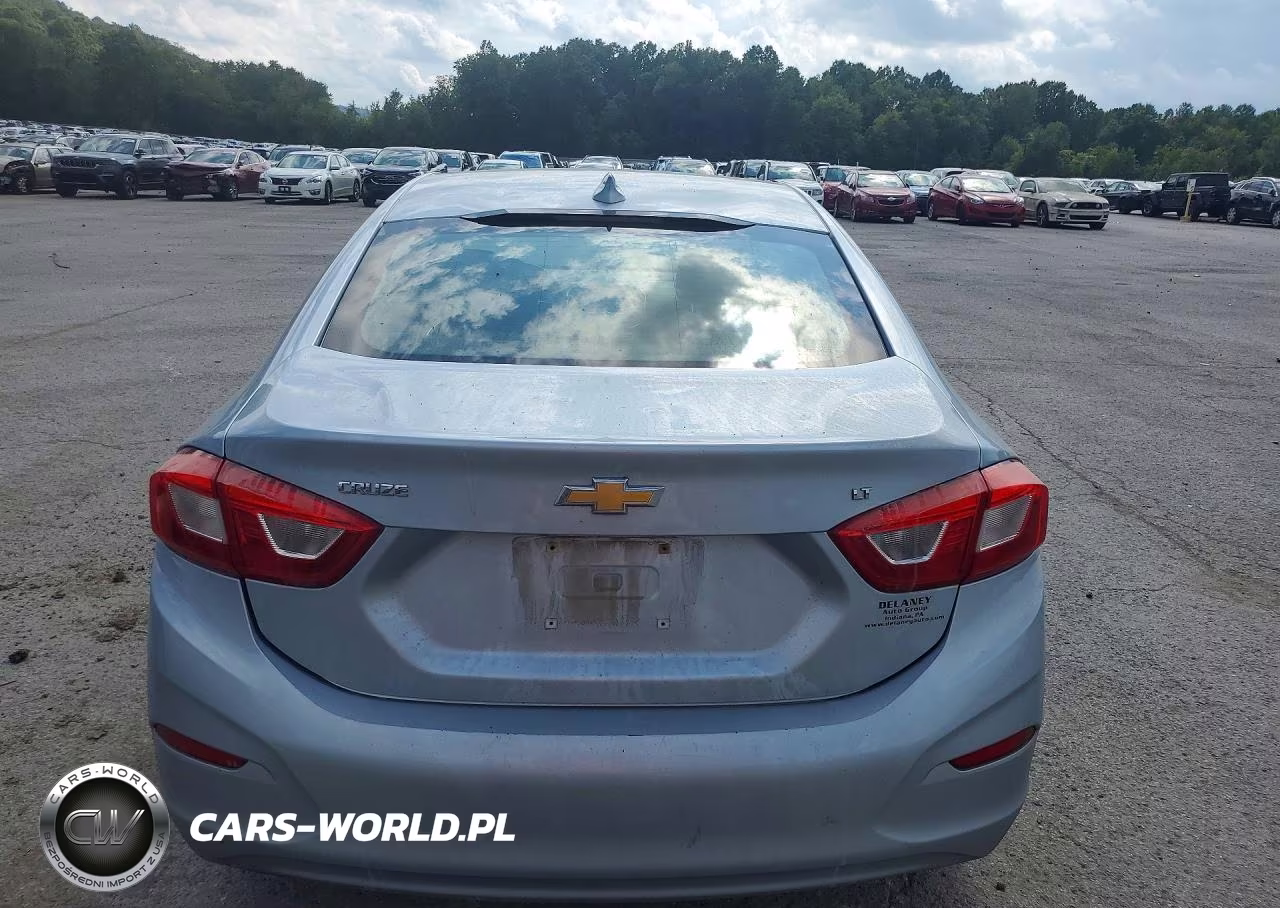 2017 Chevrolet Cruze Lt VIN:1G1BE5SM7H7217578 - 6