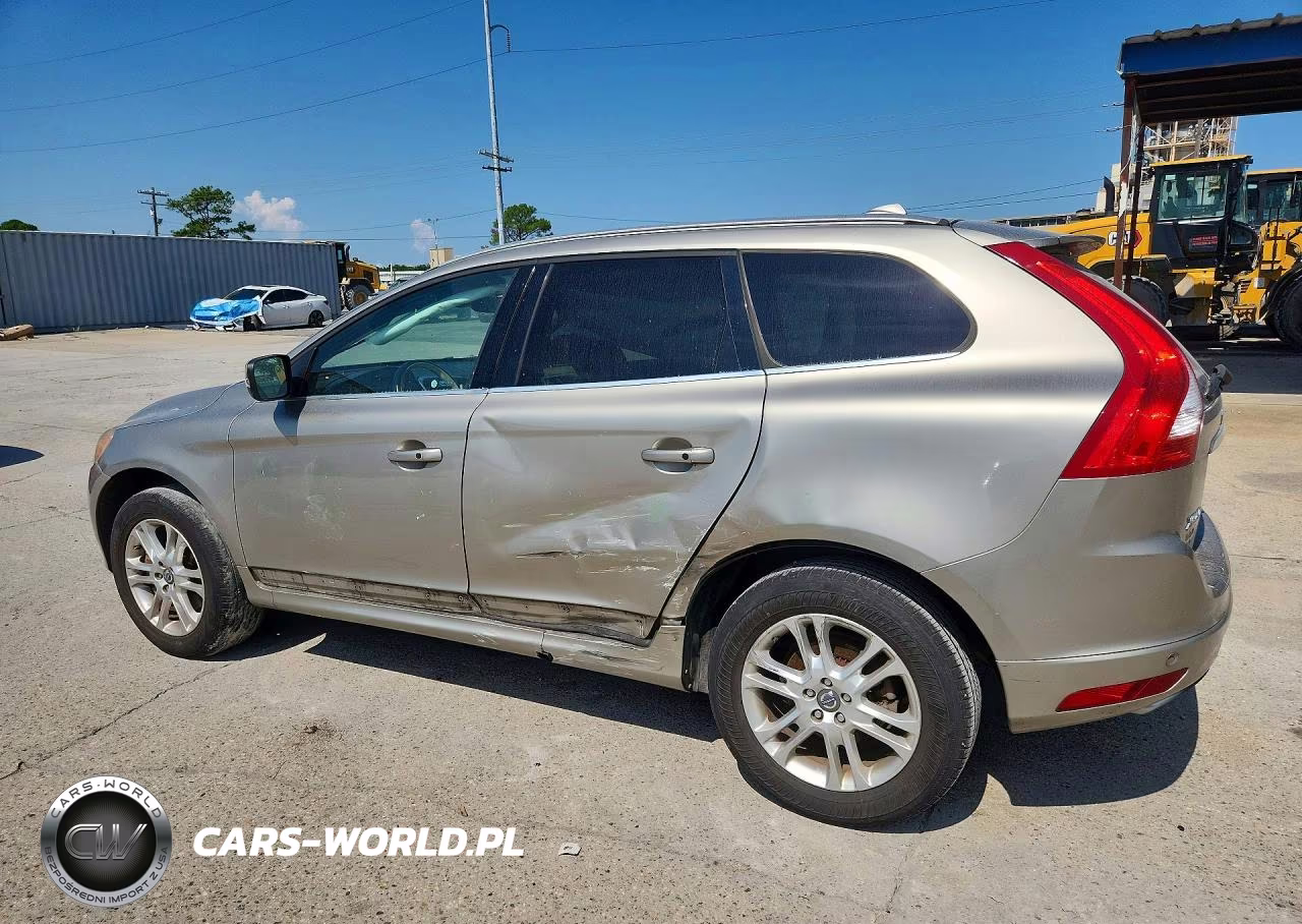 2015 Volvo Xc60 T5 Premier VIN:YV440MDK5F2646925 - 2