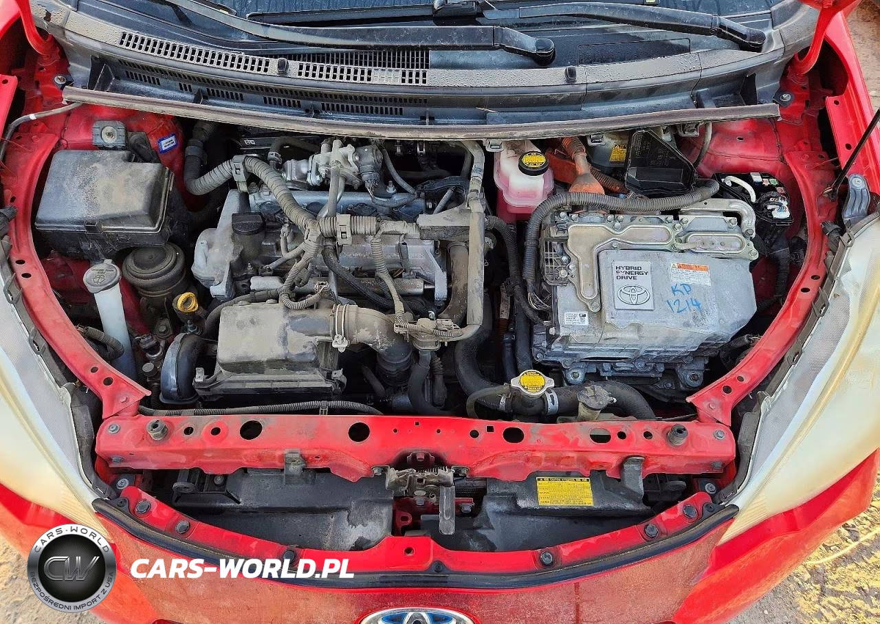 2012 Toyota Prius C Four VIN:JTDKDTB37C1001019 - 11