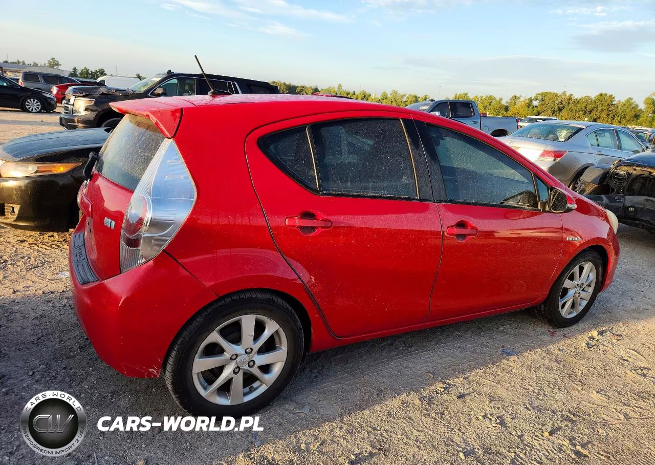 2012 Toyota Prius C Four VIN:JTDKDTB37C1001019 - 3