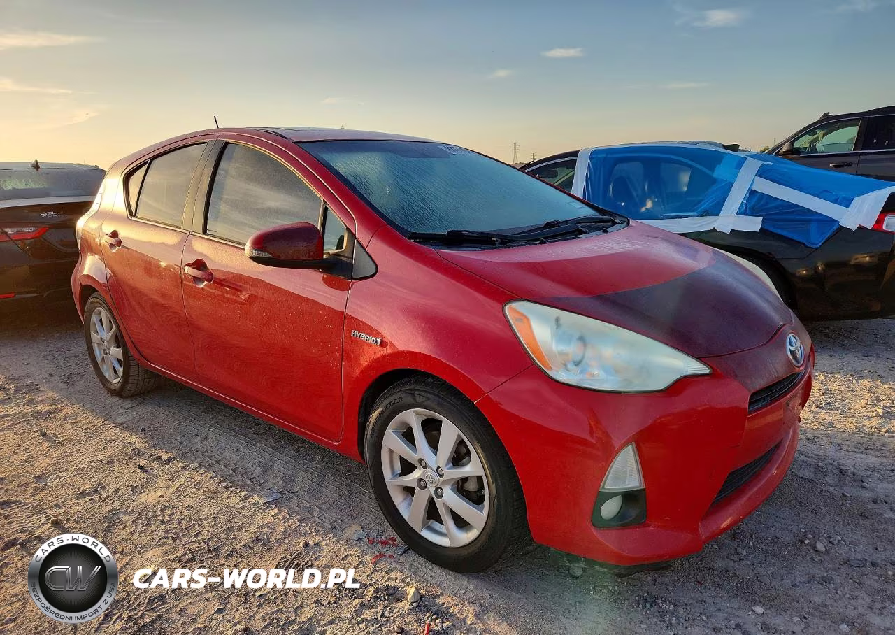 2012 Toyota Prius C Four VIN:JTDKDTB37C1001019 - 4