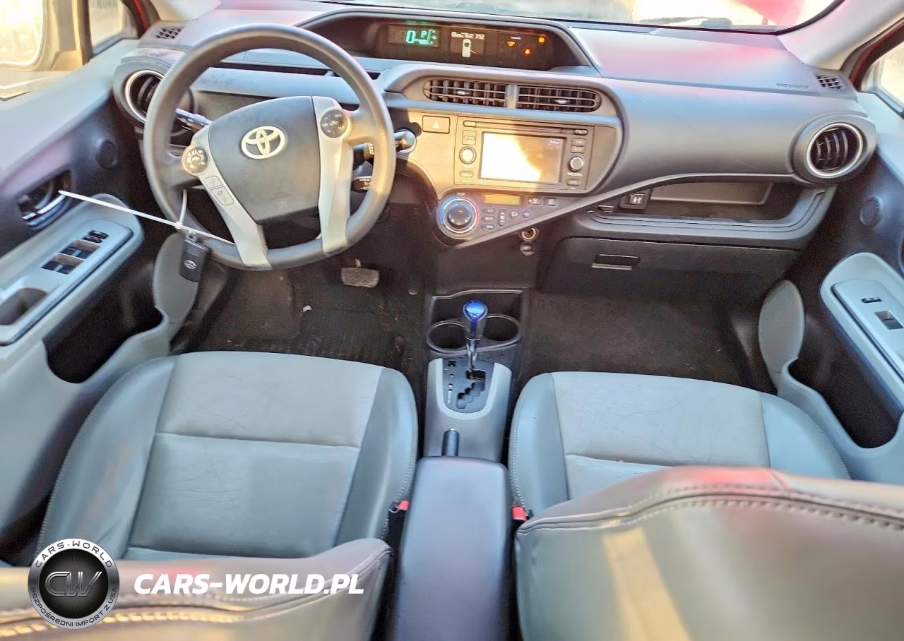 2012 Toyota Prius C Four VIN:JTDKDTB37C1001019 - 8
