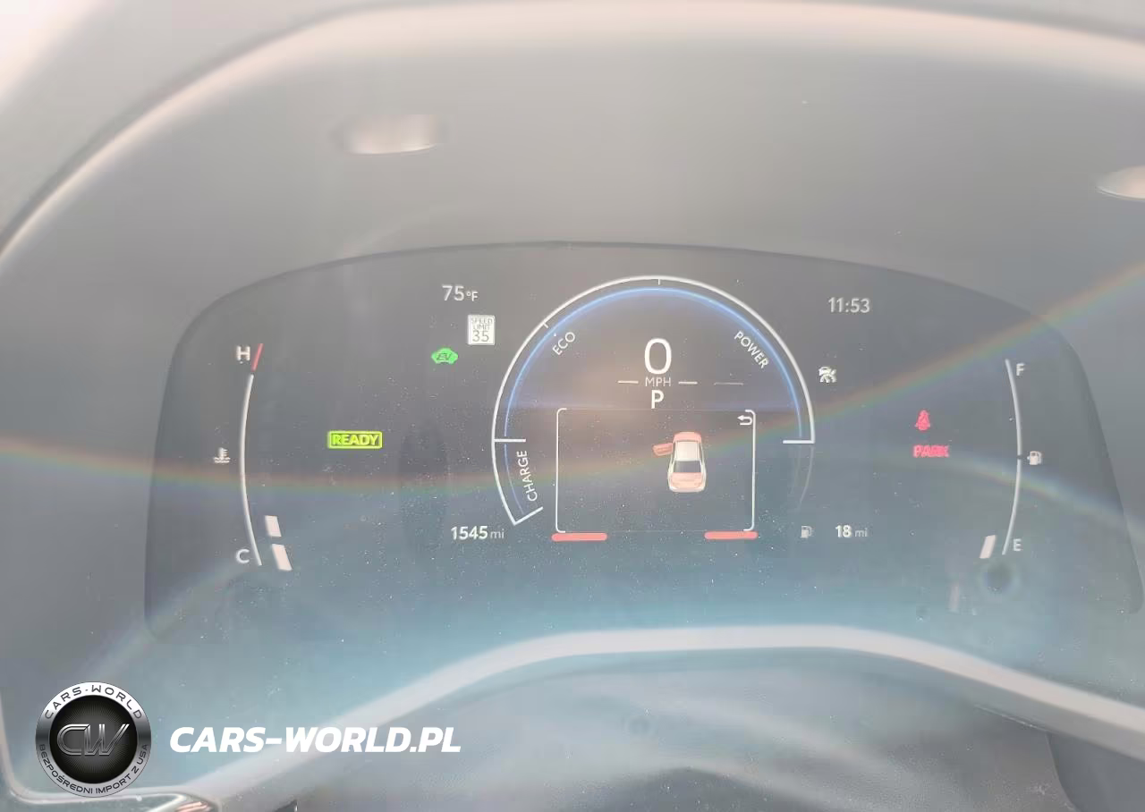2026 Toyota Camry Le VIN:4T1DAACK1TU323015 - 9