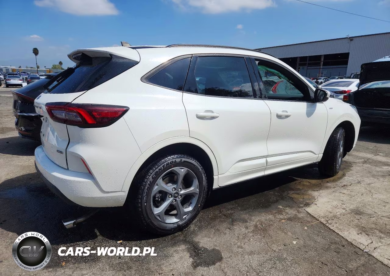 2024 Ford Escape St Line Select VIN:1FMCU9NZ2RUA83154 - 3