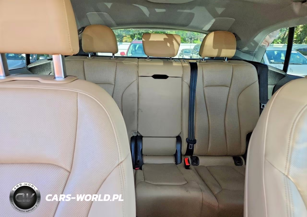 2019 Audi Q8 Premium Plus VIN:WA1BVAF10KD008024 - 10