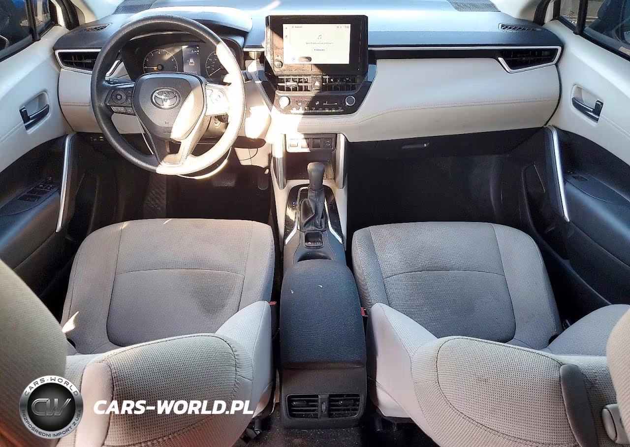2024 Toyota Corolla Cross L VIN:7MUAAABG1RV083164 - 8