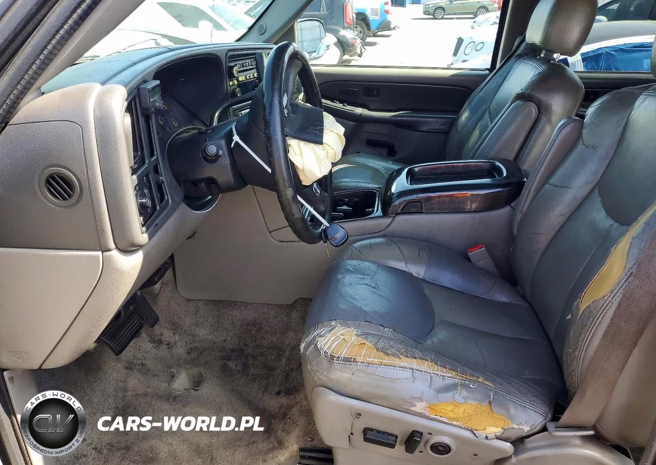 2003 Chevrolet Suburban C1500 VIN:1GNEC16T43J267104 - 7