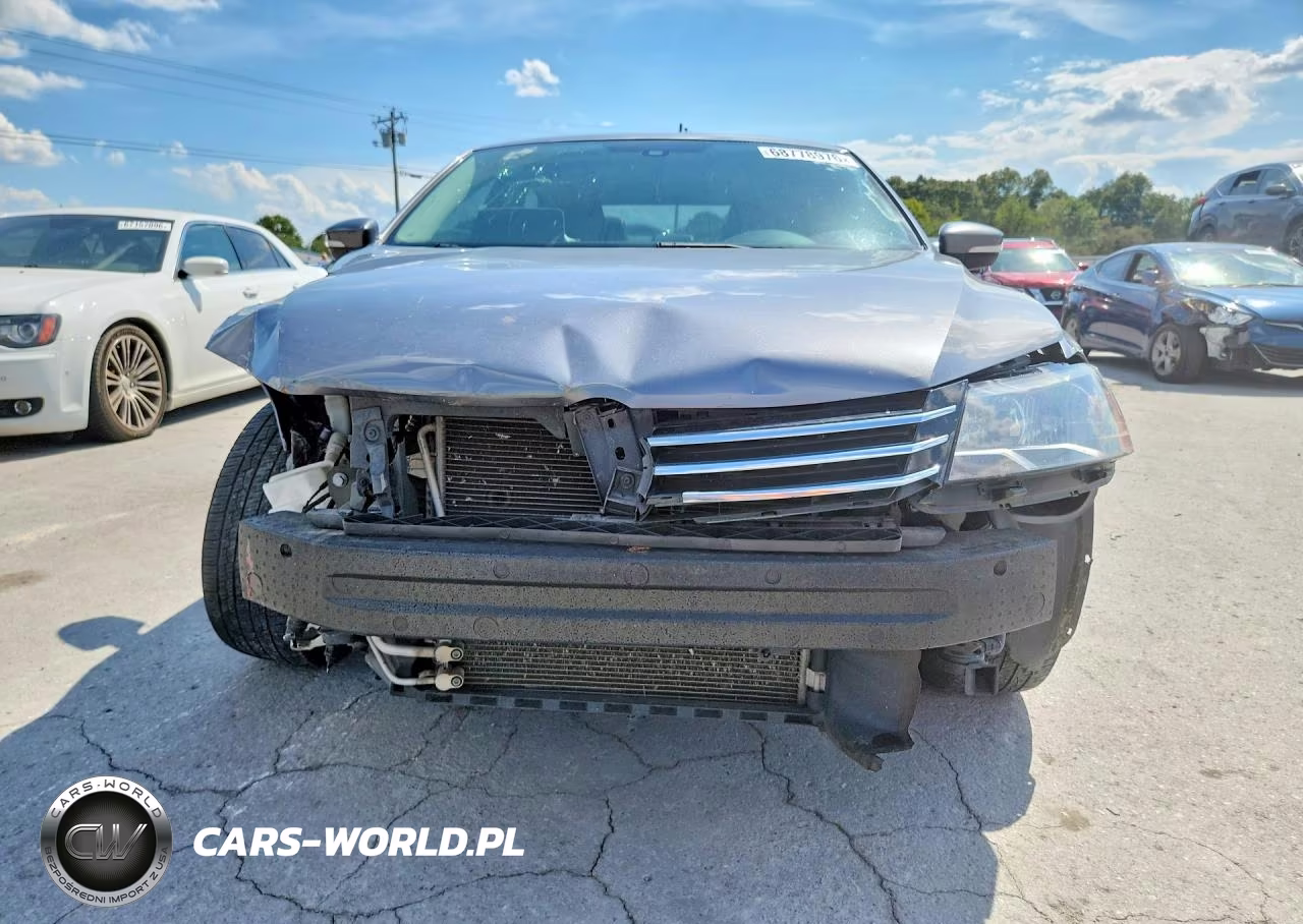 2015 Volkswagen Passat S VIN:1VWAT7A31FC027032 - 5