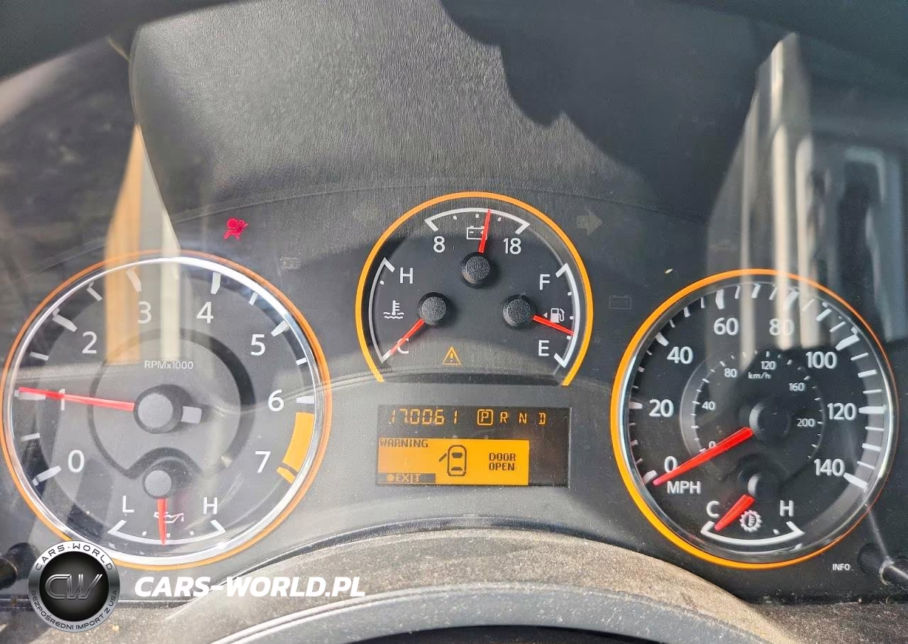 2015 Nissan Armada Sv VIN:5N1BA0ND0FN612577 - 9