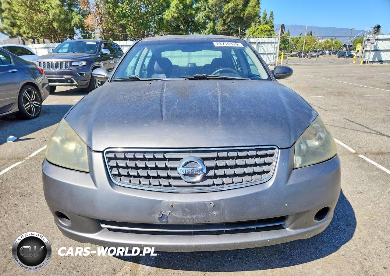 2005 Nissan Altima 2.5 VIN:1N4AL11E15N438957 - 5
