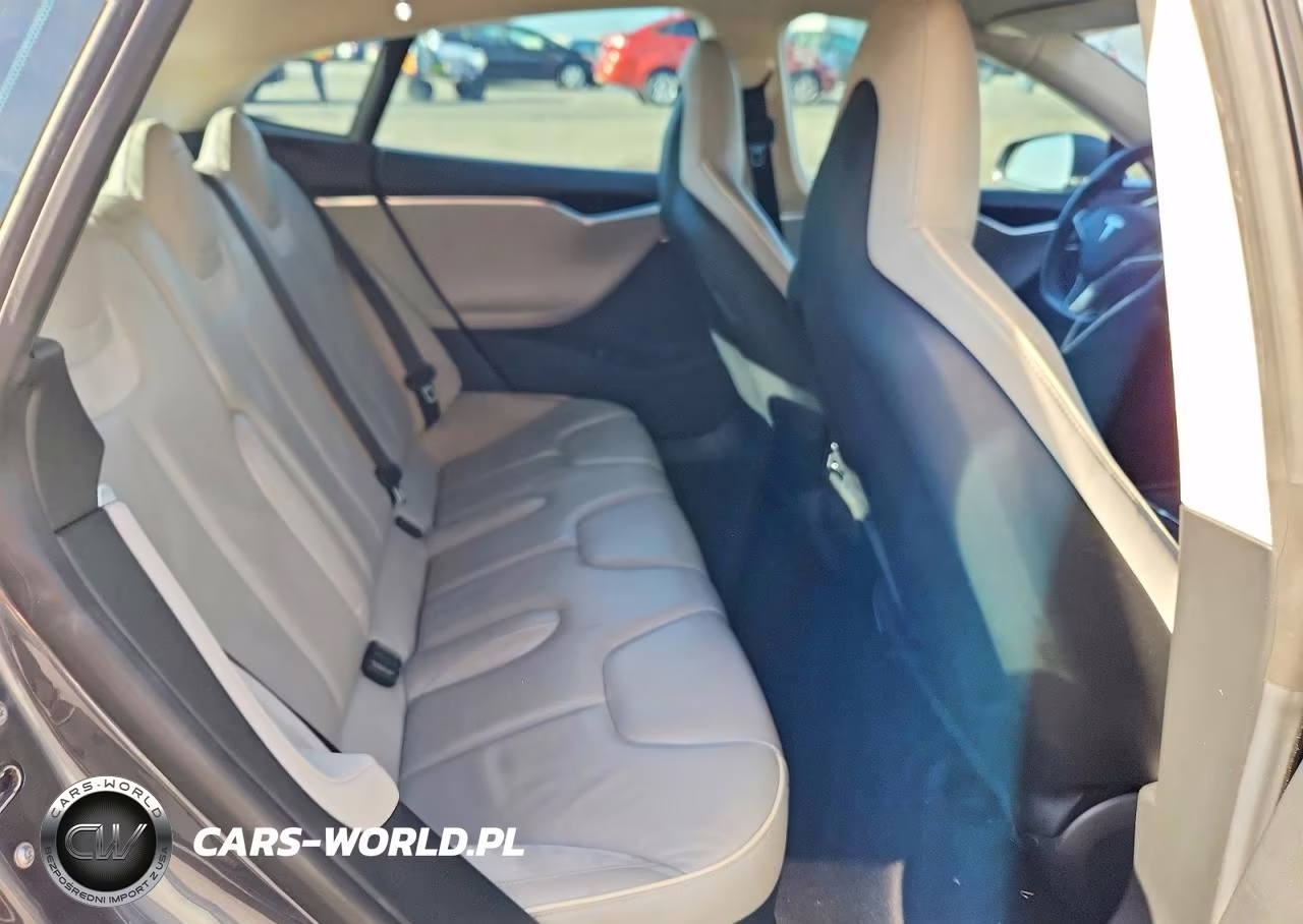 2014 Tesla Model S VIN:5YJSA1H19EFP55911 - 10