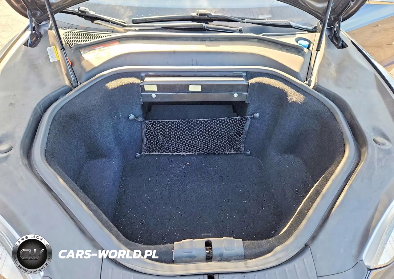 2014 Tesla Model S VIN:5YJSA1H19EFP55911 - 11