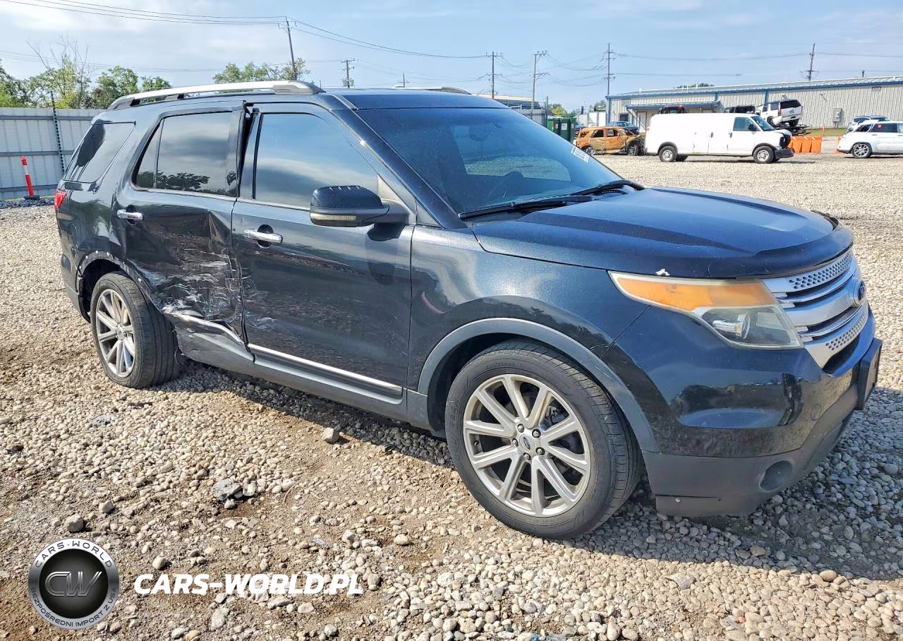 2011 Ford Explorer Xlt VIN:1FMHK8D87BGA25933 - 4