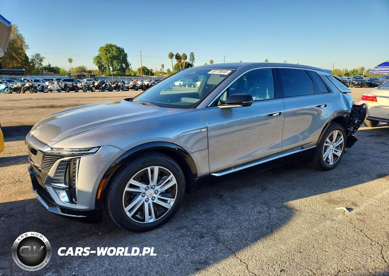 2024 Cadillac Lyriq Tech