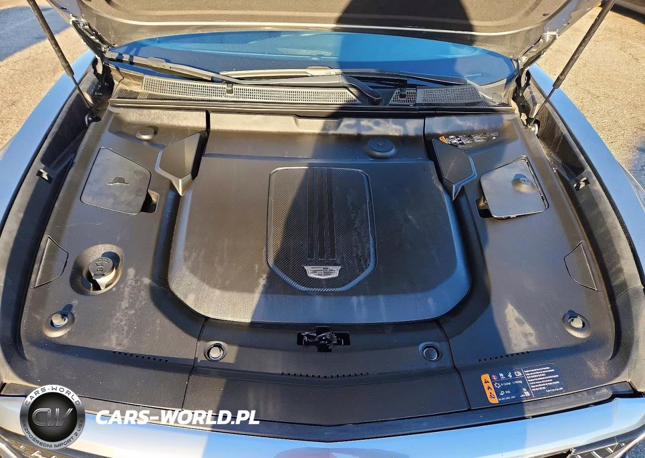 2024 Cadillac Lyriq Tech VIN:1GYKPMRK9RZ138705 - 12