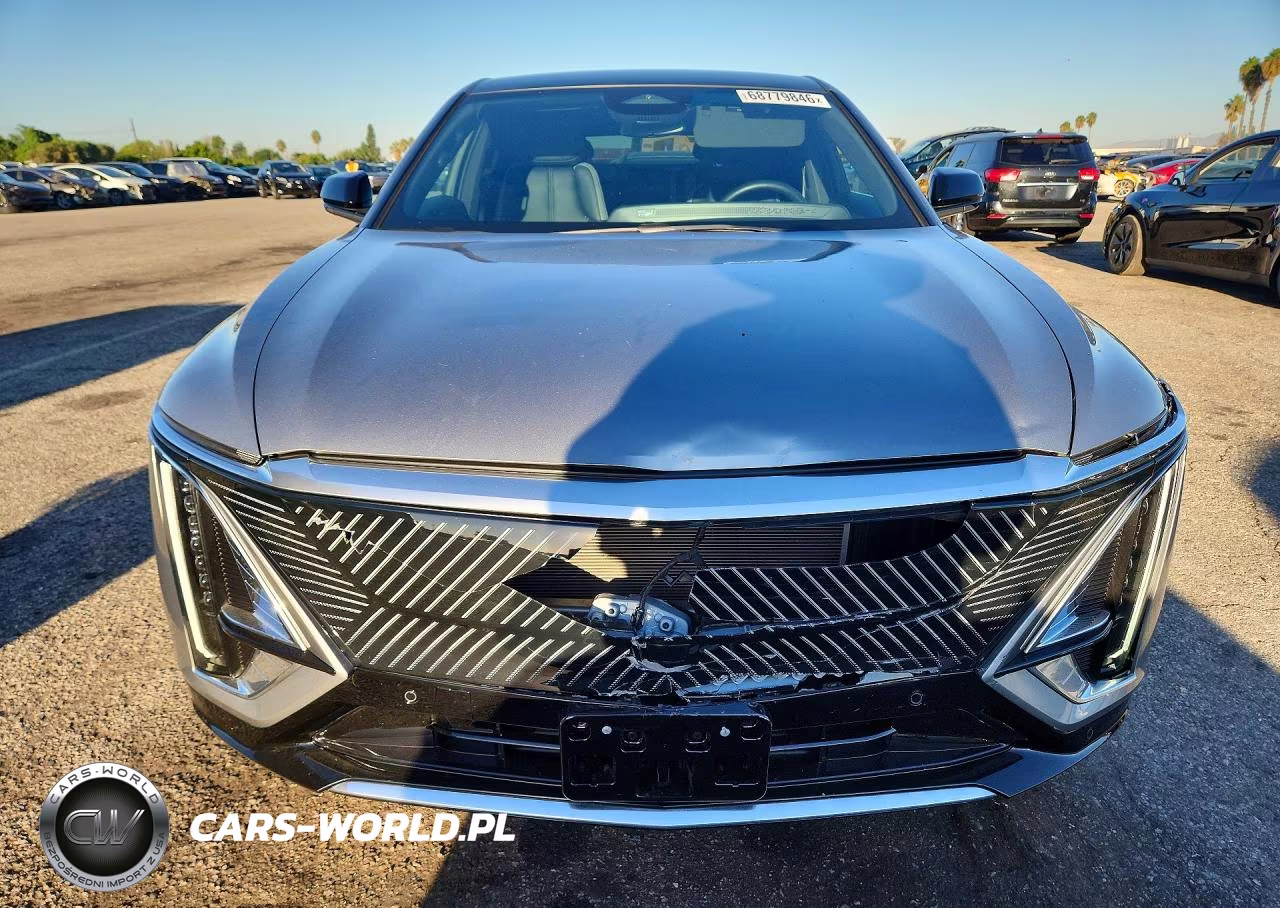 2024 Cadillac Lyriq Tech VIN:1GYKPMRK9RZ138705 - 5