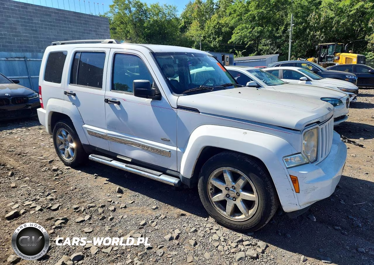 2012 Jeep Liberty Sport VIN:1C4PJMAK3CW207082 - 4