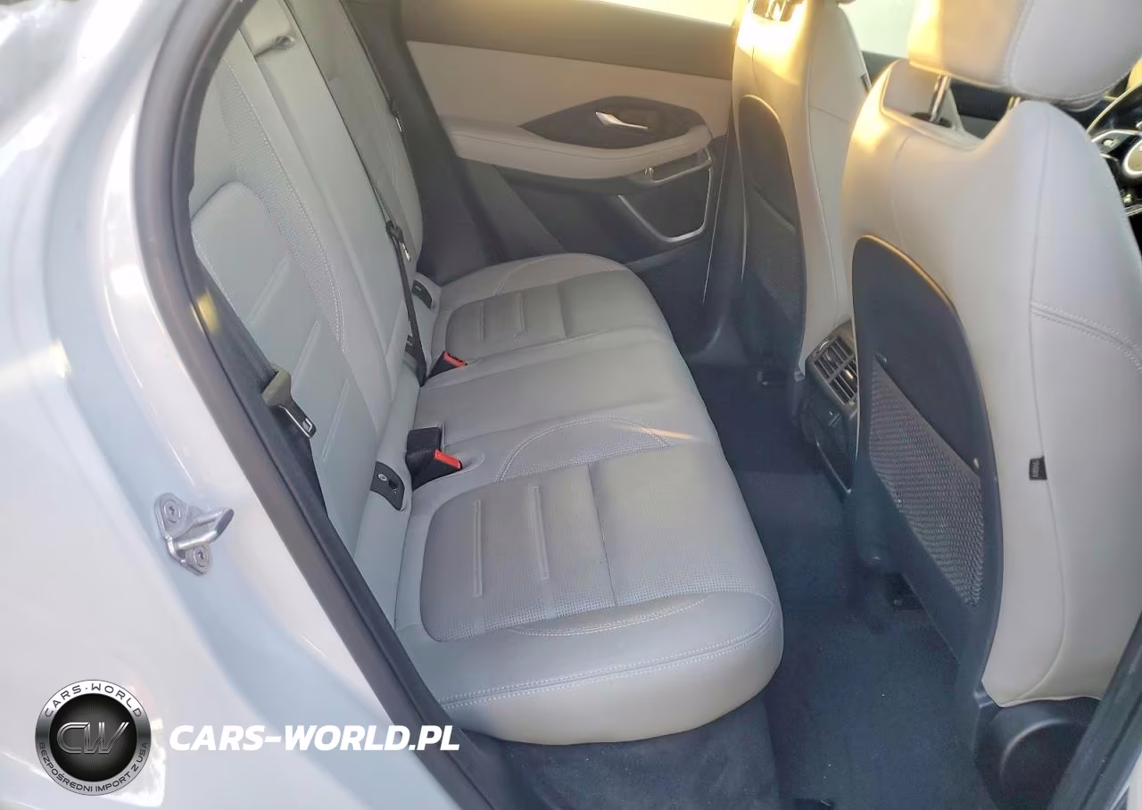 2021 Jaguar E-Pace Sport VIN:SADF12GX8M1025321 - 10