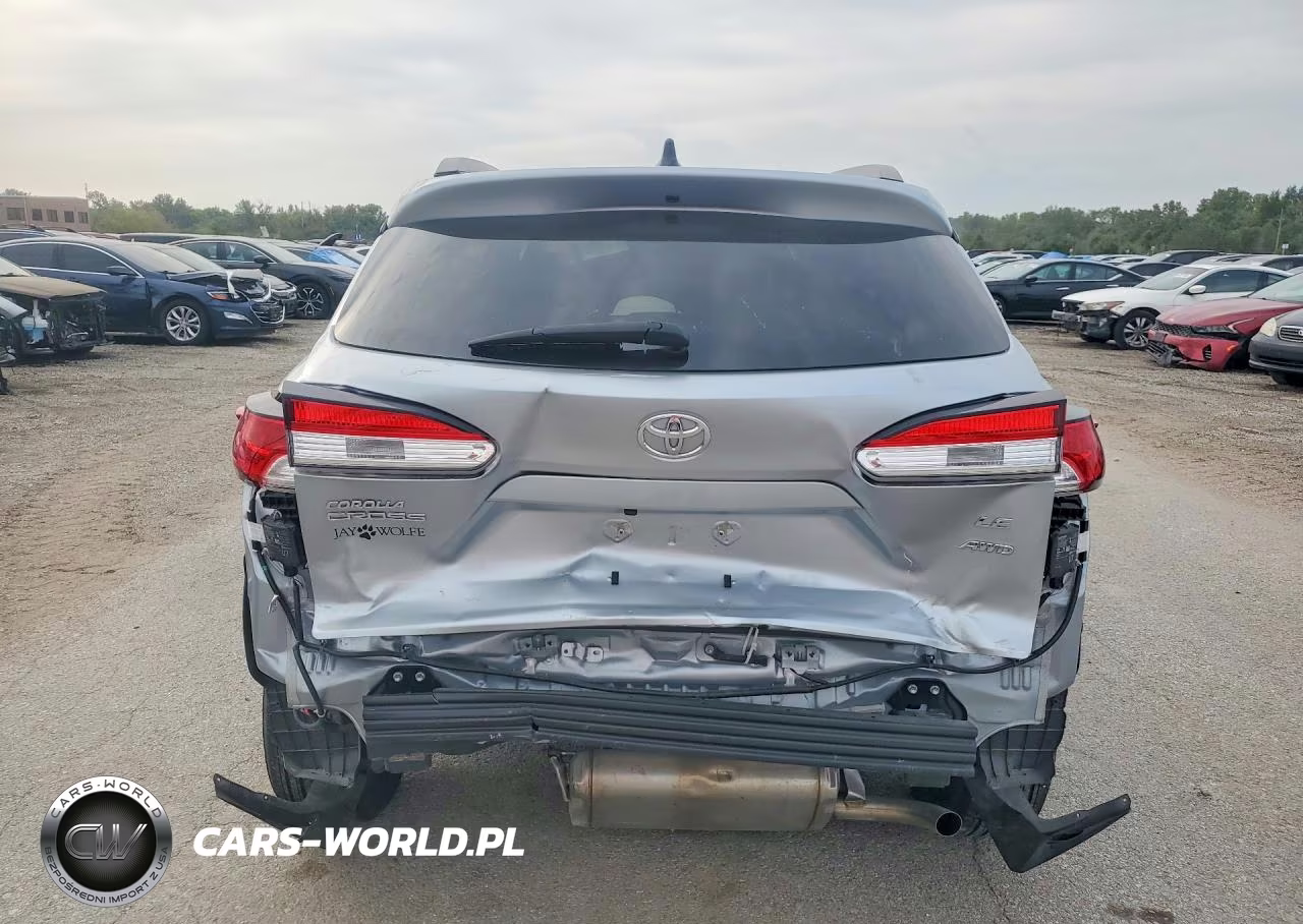 2025 Toyota Corolla Cross Le VIN:7MUBAABG0SV128556 - 6