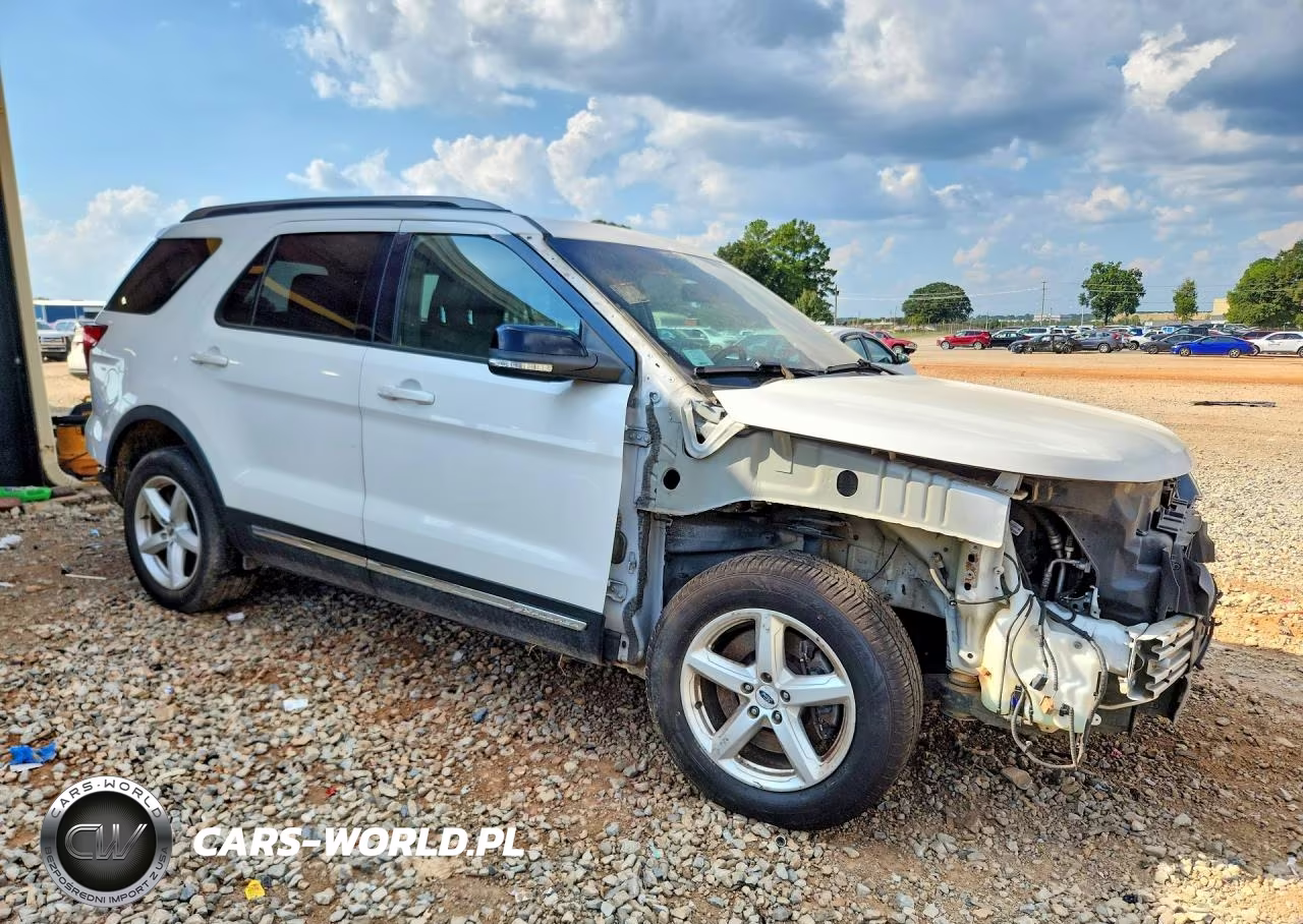 2016 Ford Explorer Xlt VIN:1FM5K8D88GGC00488 - 4