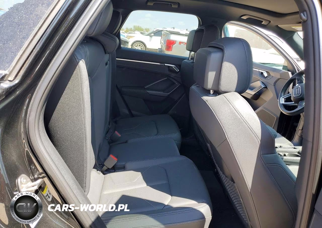 2025 Audi Q3 Premium S Line 45 VIN:WA1DECF35S1016059 - 11
