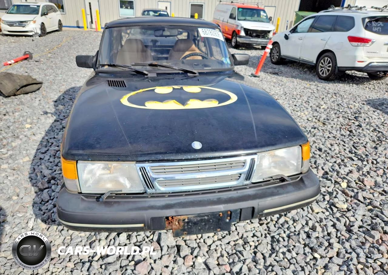 1991 Saab 900 Base VIN:YS3AK36E9M5009090 - 5