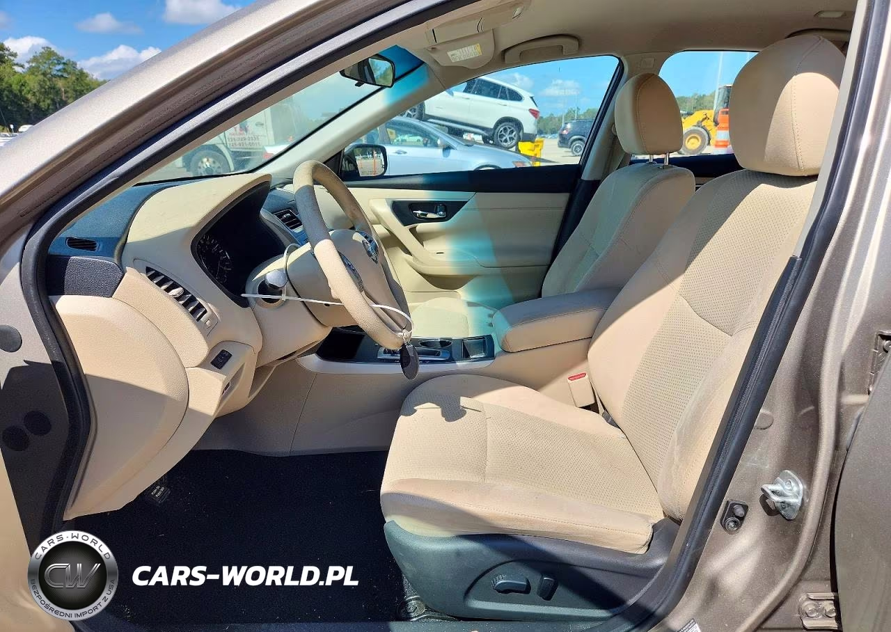 2015 Nissan Altima 2.5 S VIN:1N4AL3APXFN400500 - 7