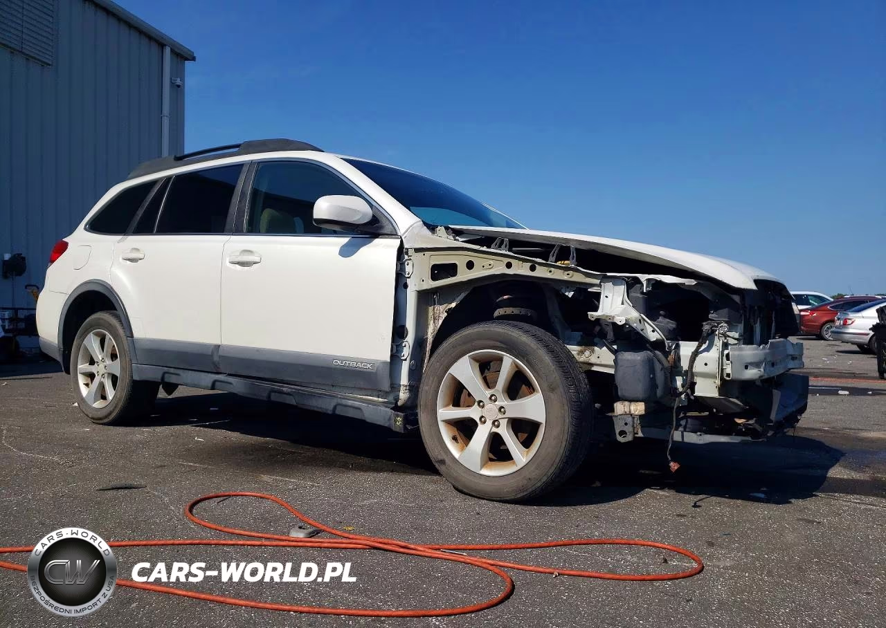 2014 Subaru Outback 2.5I Premium VIN:4S4BRBDC0E3210615 - 4