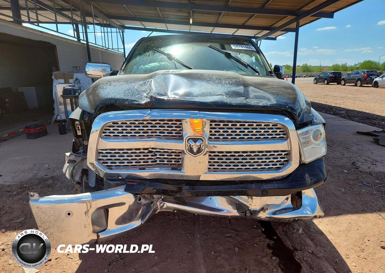 2014 Ram 1500 Laramie VIN:1C6RR7NG3ES337826 - 5