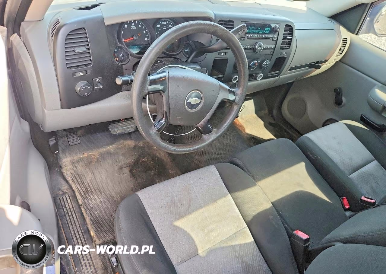 2008 Chevrolet Silverado C1500 VIN:1GCEC14X48Z298456 - 8
