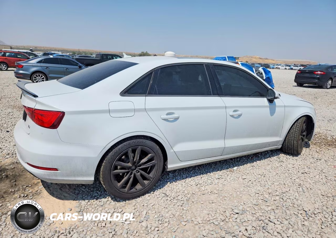 2015 Audi A3 Premium VIN:WAUAJGFF5F1075993 - 3