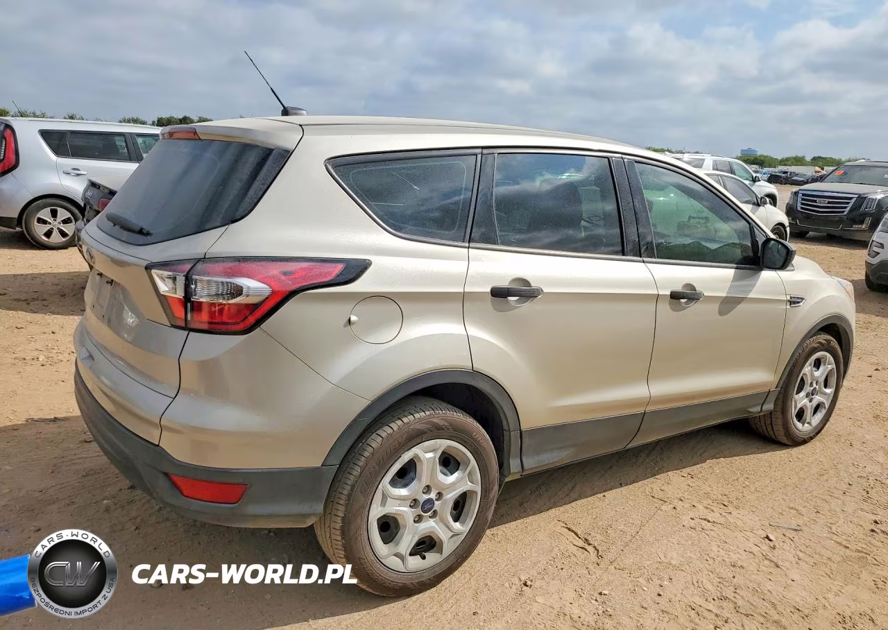 2017 Ford Escape S VIN:1FMCU0F70HUC00320 - 3