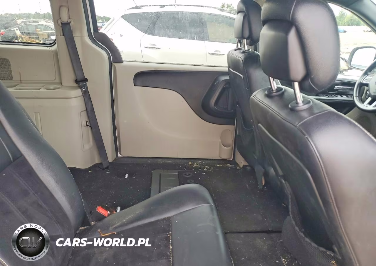 2018 Dodge Grand Caravan Sxt VIN:2C4RDGCG5JR298596 - 11