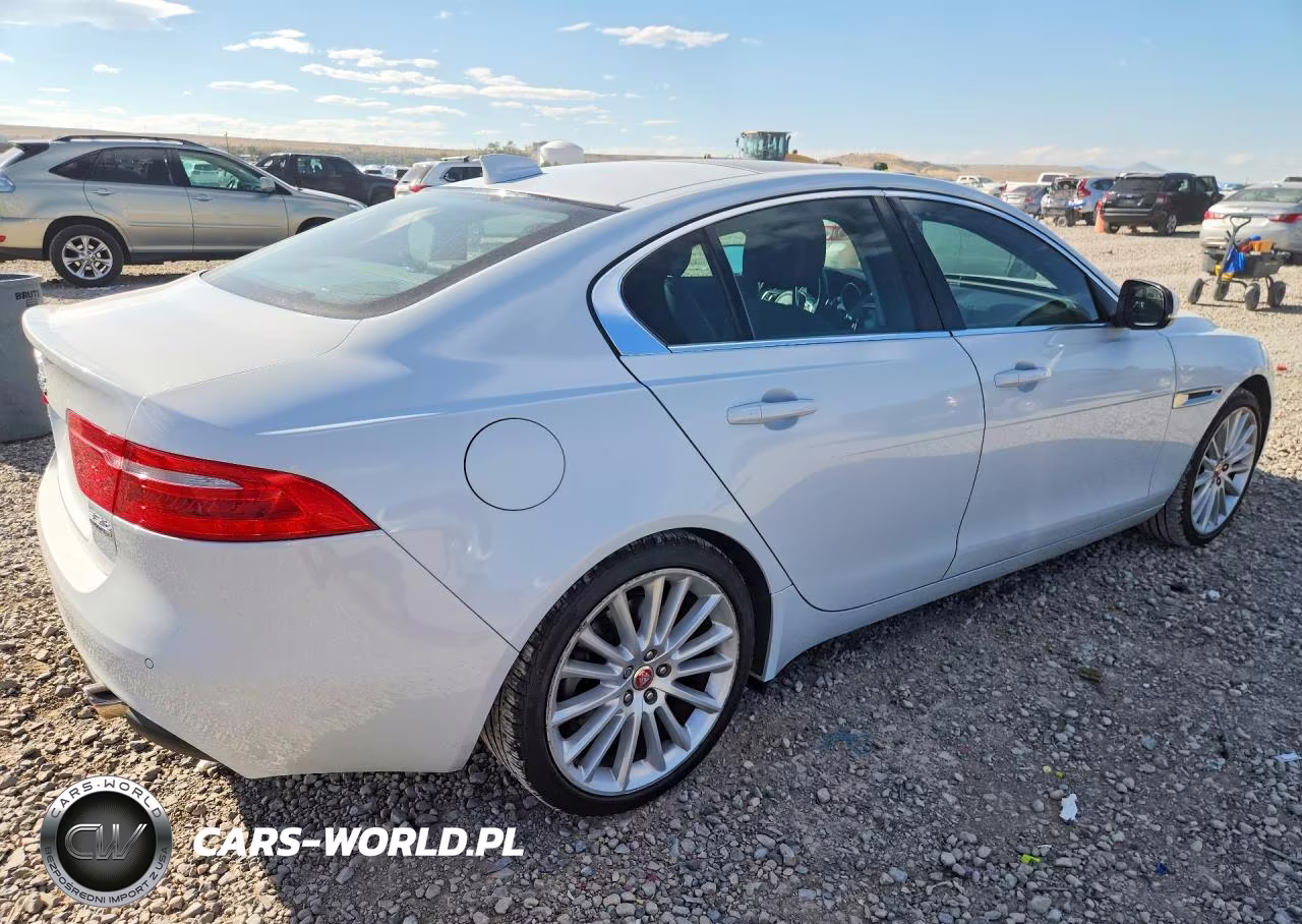 2017 Jaguar Xe First Edition VIN:SAJAN4BV5HA949699 - 3