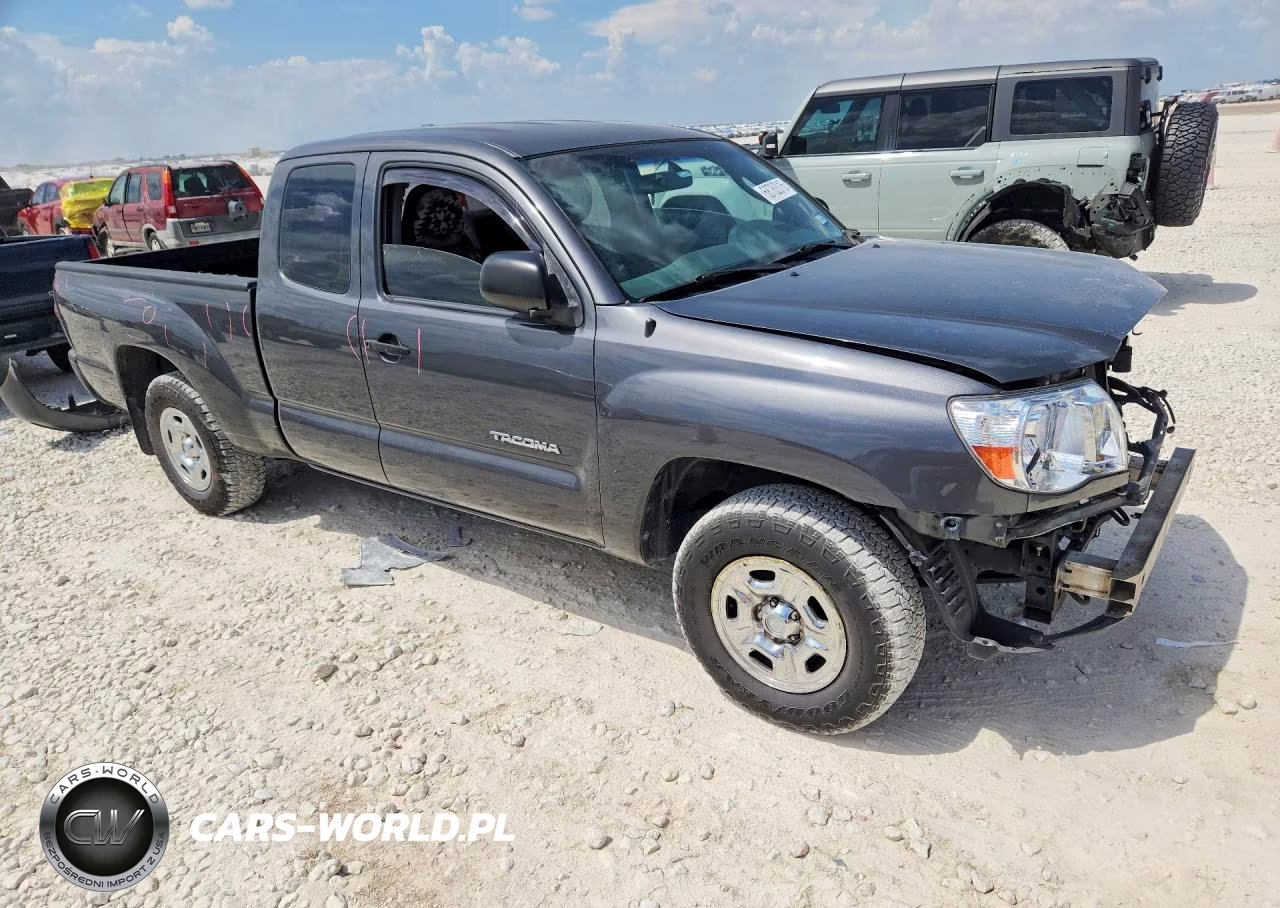 2010 Toyota Tacoma Base VIN:5TETX4CN0AZ724263 - 4