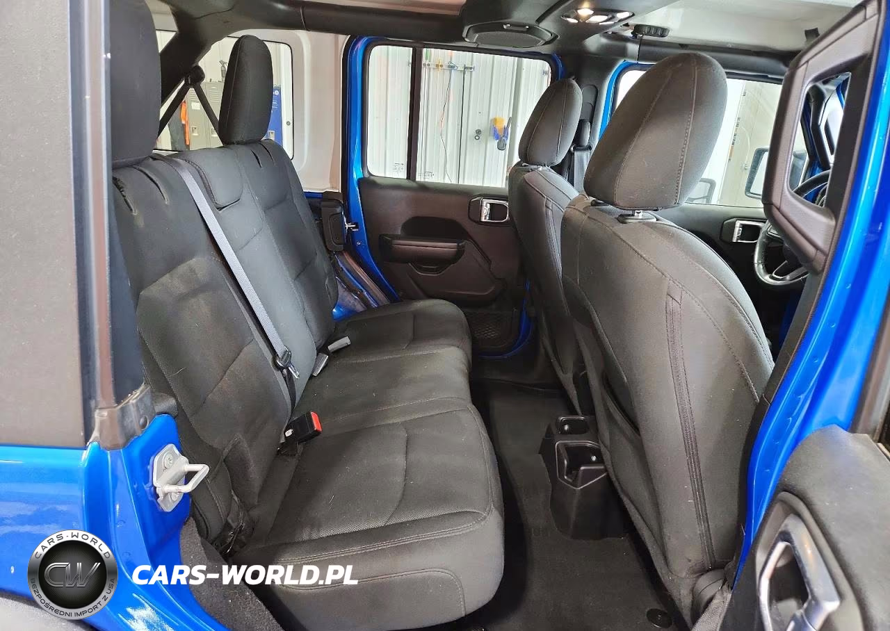2021 Jeep Wrangler Unlimited Sport VIN:1C4HJXDM2MW696076 - 10