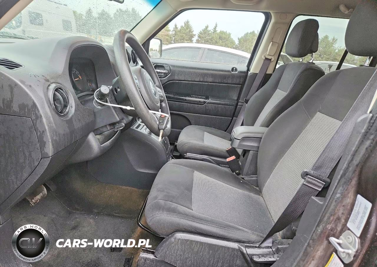 2016 Jeep Patriot Sport VIN:1C4NJRBB5GD686710 - 7