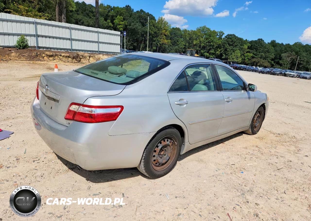 2007 Toyota Camry Le VIN:4T1BE46K57U584923 - 3