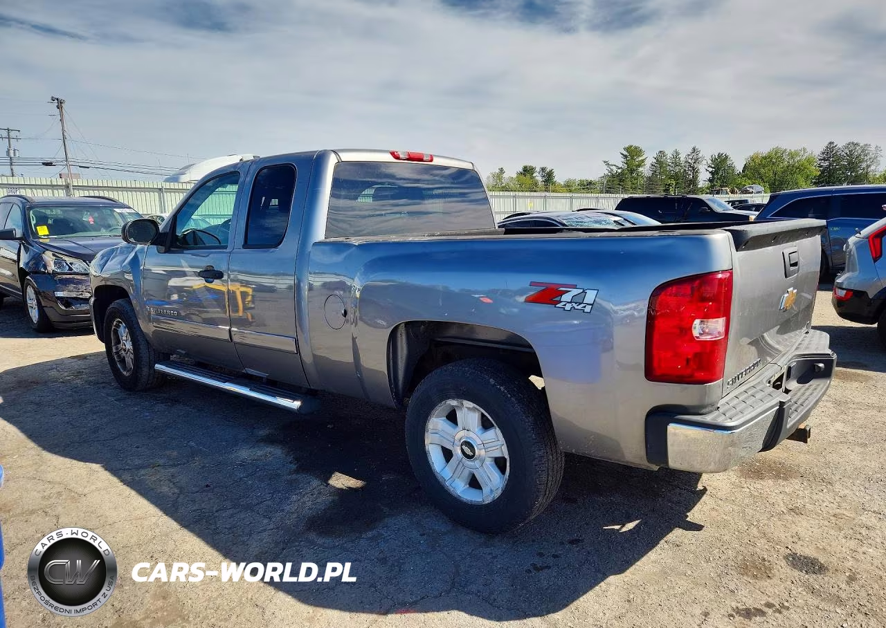 2008 Chevrolet Silverado K1500 VIN:2GCEK19J981125774 - 2