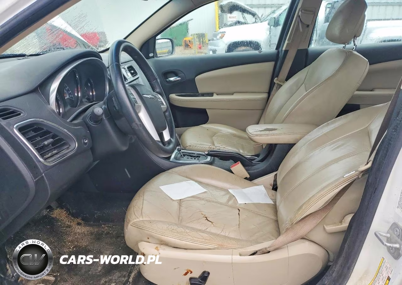 2014 Chrysler 200 Limited VIN:1C3CCBCG5EN185931 - 7