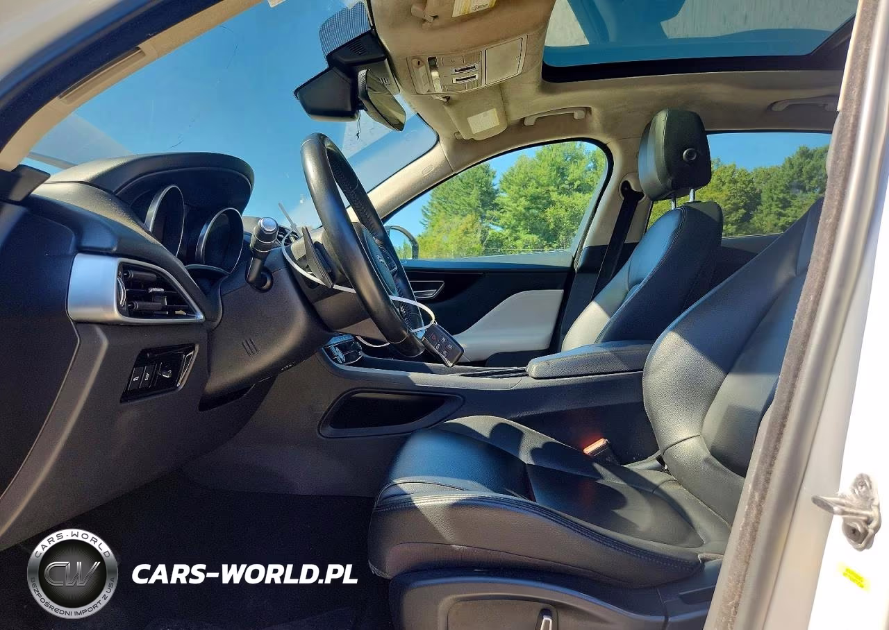 2019 Jaguar F-Pace VIN:SADCS2FX4KA364933 - 7