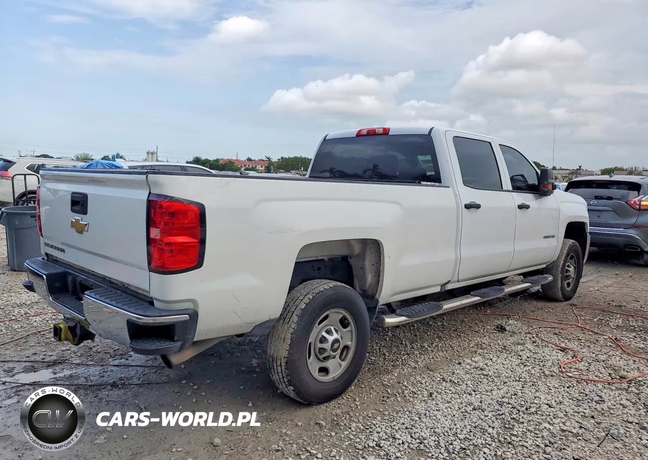 2017 Chevrolet Silverado C2500 Heavy Duty VIN:1GC1CUEG2HF201108 - 3