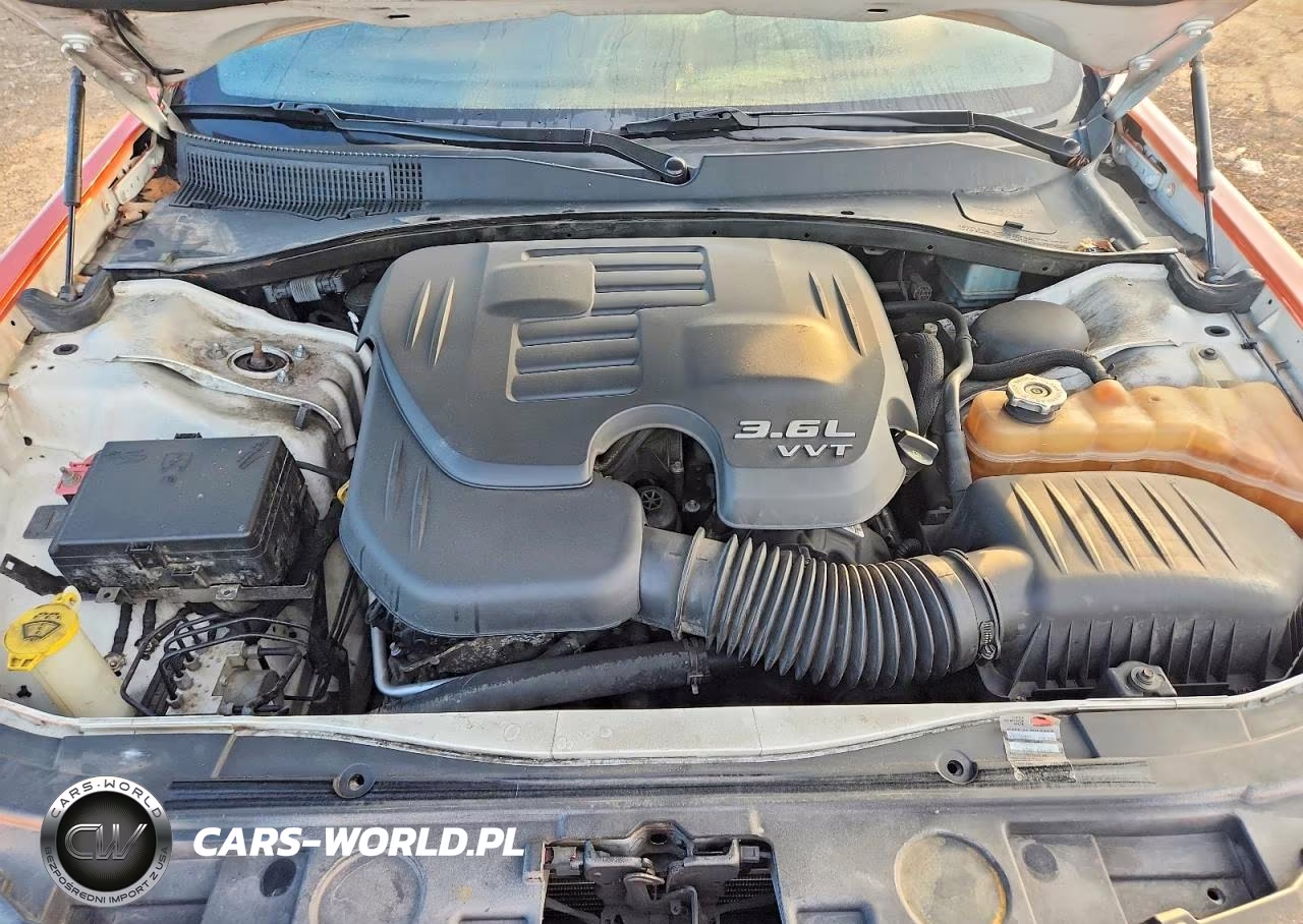 2019 Chrysler 300 S VIN:2C3CCAGG4KH637084 - 11