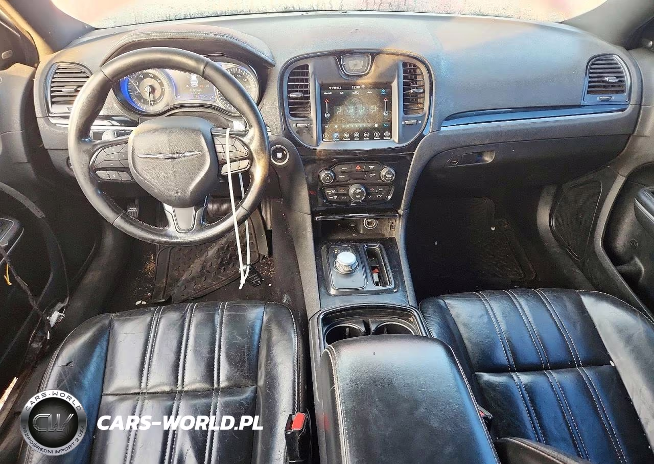 2019 Chrysler 300 S VIN:2C3CCAGG4KH637084 - 8