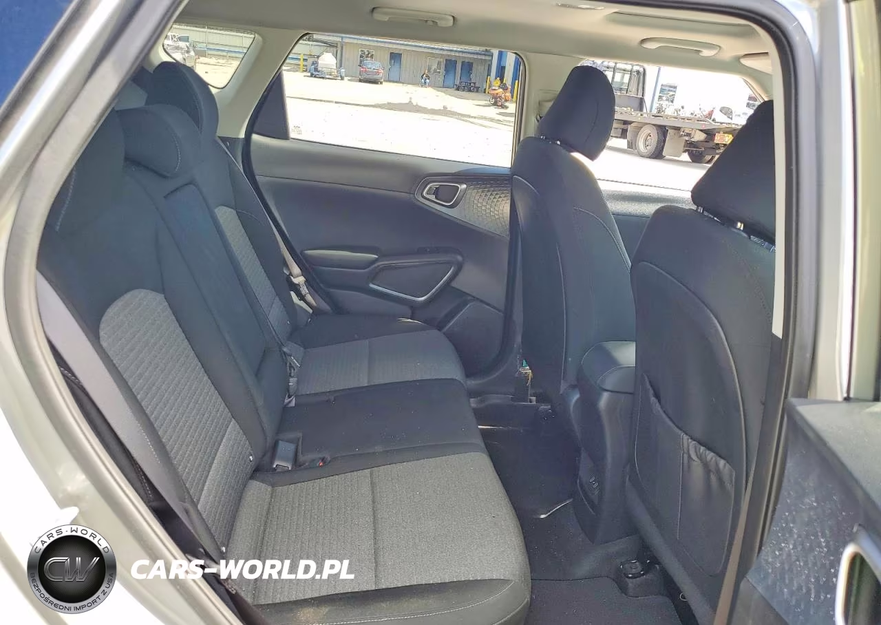 2023 Kia Soul Ex VIN:KNDJ33AU7P7856640 - 10