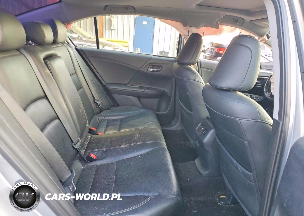 2017 Honda Accord Touring VIN:1HGCR3F90HA028009 - 10