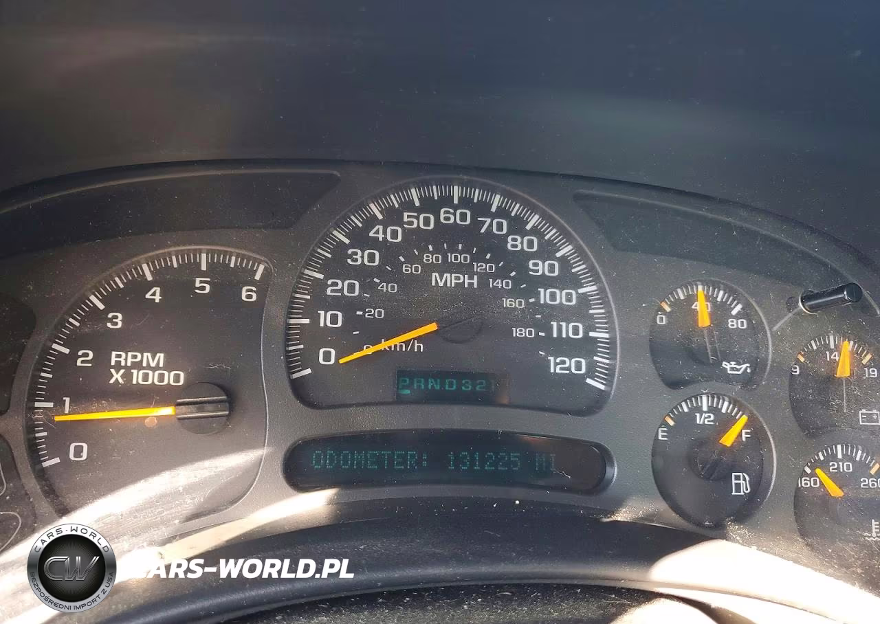 2004 Chevrolet Silverado C1500 VIN:2GCEC19V641124656 - 9