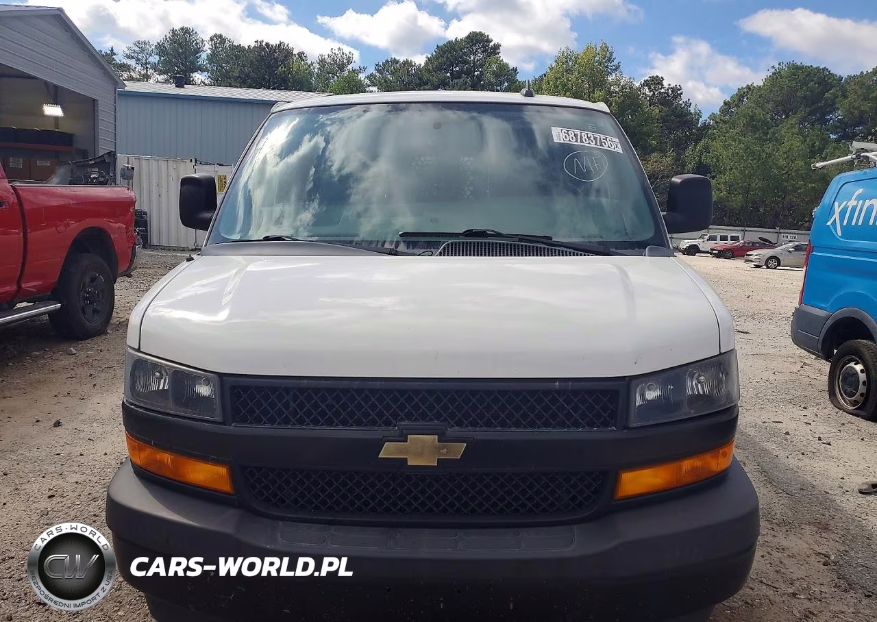 2020 Chevrolet Express G2500 VIN:1GCWGAFP6L1268985 - 5