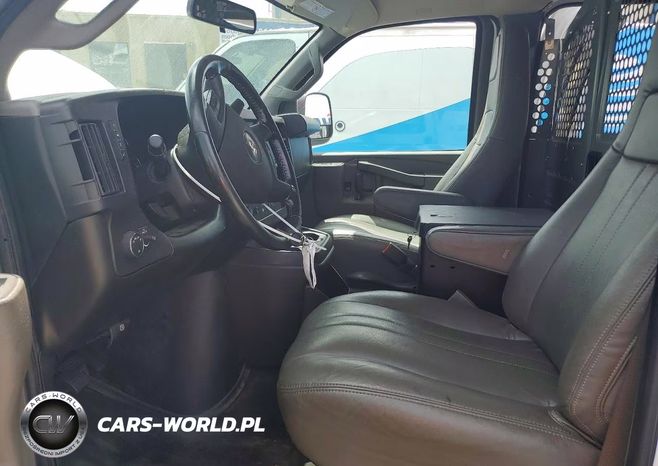 2020 Chevrolet Express G2500 VIN:1GCWGAFP6L1268985 - 7