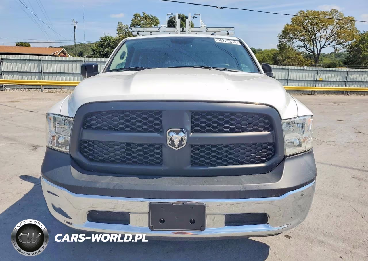 2023 Ram 1500 Classic Tradesman VIN:3C6JR6DG5PG674369 - 5